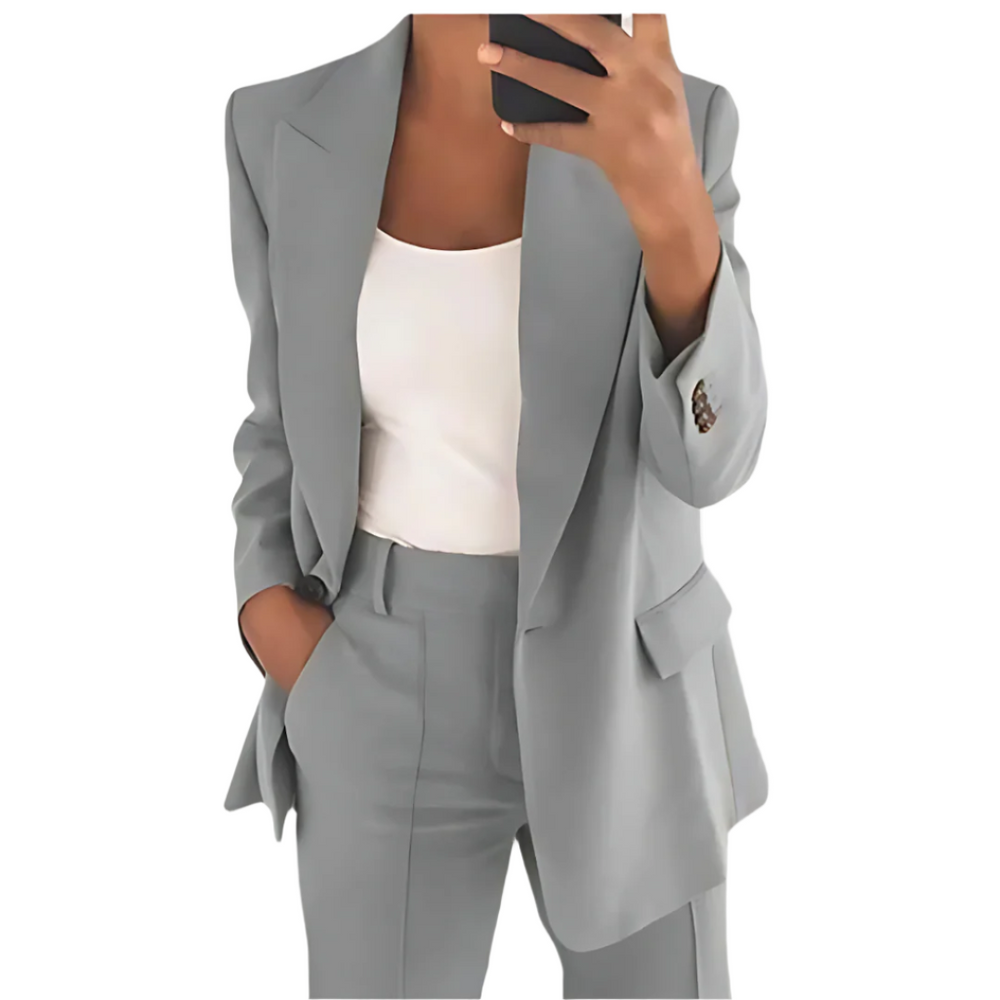 Elegant Fit Tailored Women's Suit